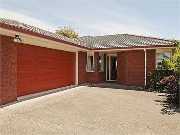 Bliss by the Beach (Bachcare) - Whangamata