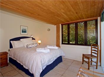 Kauawhi Lodge (Bachcare) - Acacia Bay