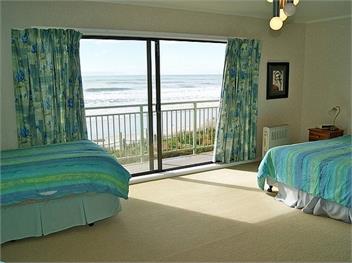 Beach Galore (Bachcare) - Waihi Beach