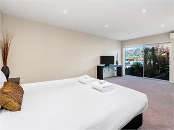 Skyline Outlook (Bachcare) - Wanaka