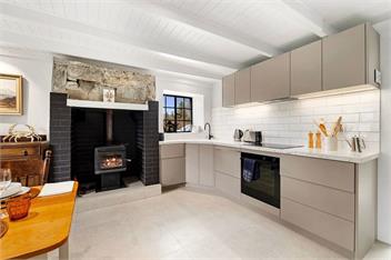 Wanaka Stone Cottage (Bachcare) - Wanaka