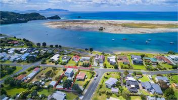 Oceans 8 (Bachcare) - Mangawhai Heads