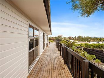 Taupo Panorama (Bachcare) - Taupo Central
