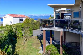 Kaimanawa Lookout (Bachcare) - Omori
