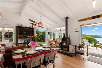 Kiwiana Bach (Bachcare) - Lake Tarawera
