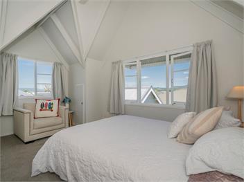 The Doll's House (Bachcare) - Whitianga