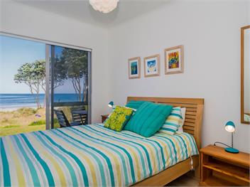 Beachfront Beauty (Bachcare) - Whangamata