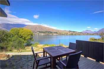 Lake View Villa (Bachcare) - Queenstown