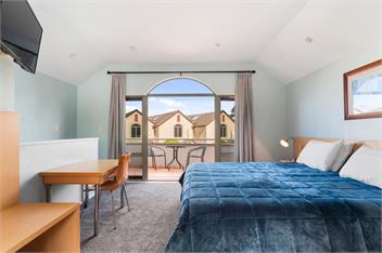 Central on Tui (Bachcare) - Taupo Central