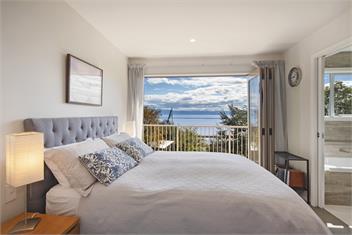 Coastal Hideaway - Nelson
