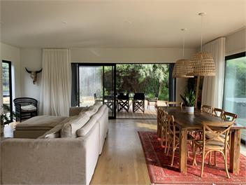 Modern Summer House with Swimming Pool and Spa - Raglan