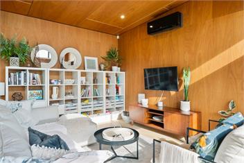 Beachside Sanctuary – Otaki Beach Holiday Home - Otaki Beach