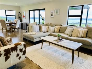 Farmhouse - Coastal Views - Auckland