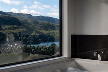 Lakehouse Retreat (Bachcare) - Whakamaru