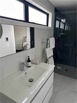 Richmond Luxury Apartment  - Nelson 