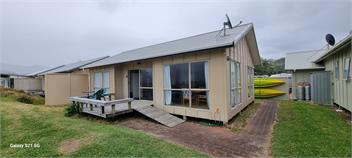 Beachfront Paradise at "Pukeko Retreat" - Kennedy Bay, Coromandel