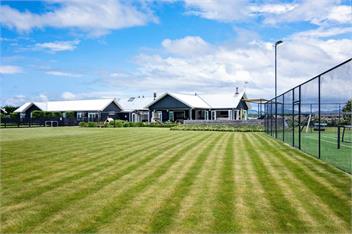Lawn Road Retreat - Hastings