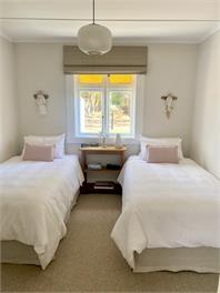 'The Cottage' at Patearoa - Horse and Dog friendly boutique accommodation in Central Otago - PATEAROA