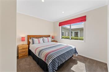 Lake Life Kinloch (Bachcare) - Taupo