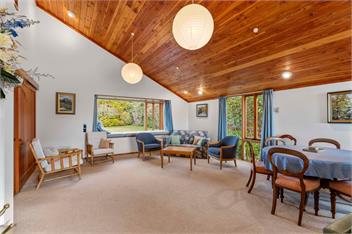 Lakefront Retreat (Bachcare) - Tauranga Taupo