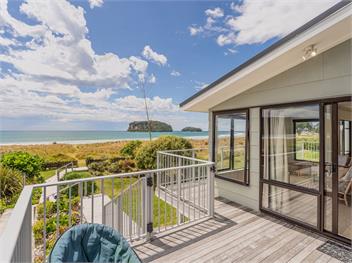 Jack and Enids Whangamata Beach House - Whangamata