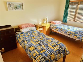 Harakeke Cottage: 12 Tata Heights - Takaka