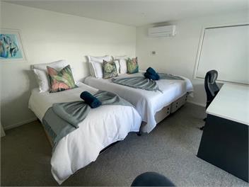 Luxury Seaside Village Resort - Auckland