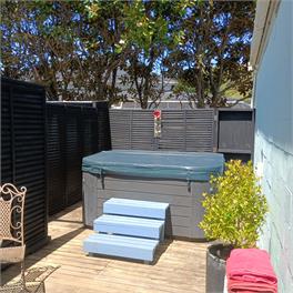 Awakino River Lodge - Coastal Romance - Historic - Spa Pool - Black Sand Beaches - Mokau
