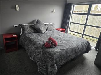 De Vine Martinborough 14a Holiday Home - Wairarapa