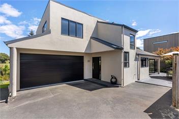 The Happy Place (Bachcare) - Mount Maunganui