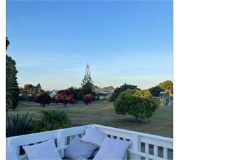 Sunny Coastal Escape w/ Views, Studio & Family Space - Pauanui