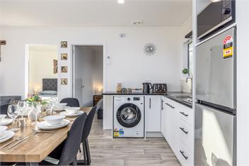 Manuka Bliss Heights - Close to Thermal Hoot Pool -
