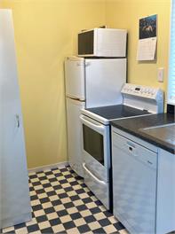 Waitarere Beach Bach. Pet friendly -
