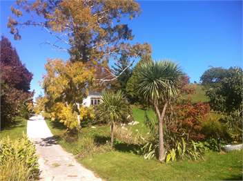 Charming Tasman Farmstay Unit - 7173 Upper Moutere