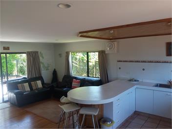 Seashell House - Matarangi