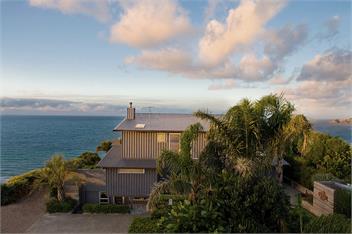 PAH VIEW HOUSE: Coast and Country - auckland