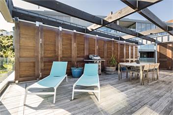 Stay in Wellington - The Penthouse on Evans Bay - Wellington