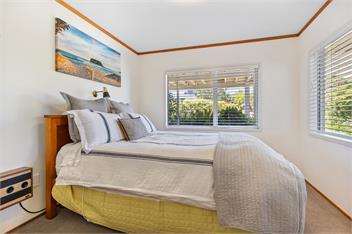 A REJUVENATING HOLIDAY ON RANFURLY - WHANGAMATA