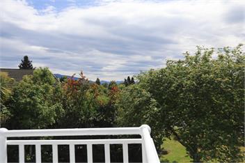 White House - Te Anau