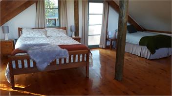 Nelson Coastal Barnstay - The Barn - Tasman