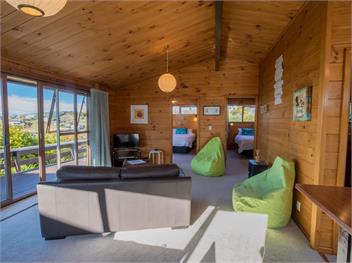 Beach House on the Ridge (Bachcare) - Little Kaiteriteri