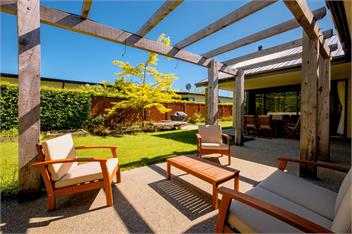 Roys Bay Lodge (Bachcare) - Wanaka