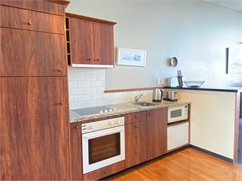 Waterfront Sea & Harbour Views Suite with Balcony, 17aS19 - Auckland, New Zealand
