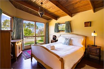 Ao Marama Retreat - Golden Bay