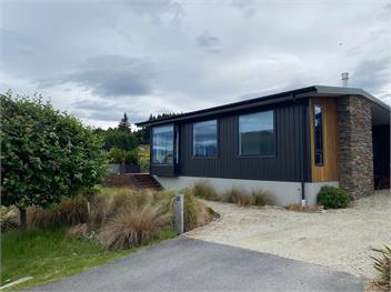 Karearea Views (Bachcare) - Wanaka