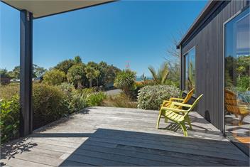 Bach 7 by the Sea - Marahau Holiday Home - Tasman