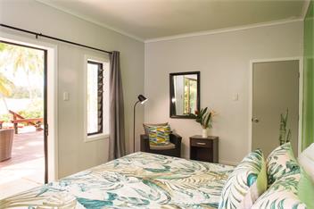 B's Beach House on Muri Lagoon - Muri