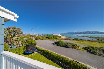 The Beachfront Escape - Kaikoura