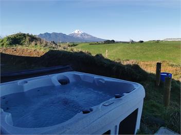 Country Living on Surfhighway 45 - new plymouth