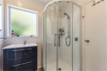 Linkwater Wonder (Bachcare) - Picton
